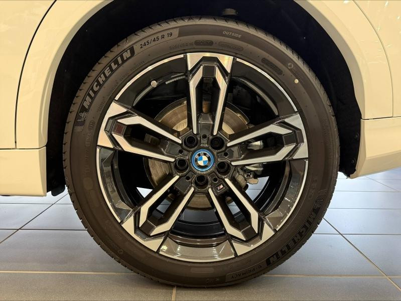 Used BMW X2 iX2 eDrive20 204ch 2025 Alpinweiss € 46980 in Troyes