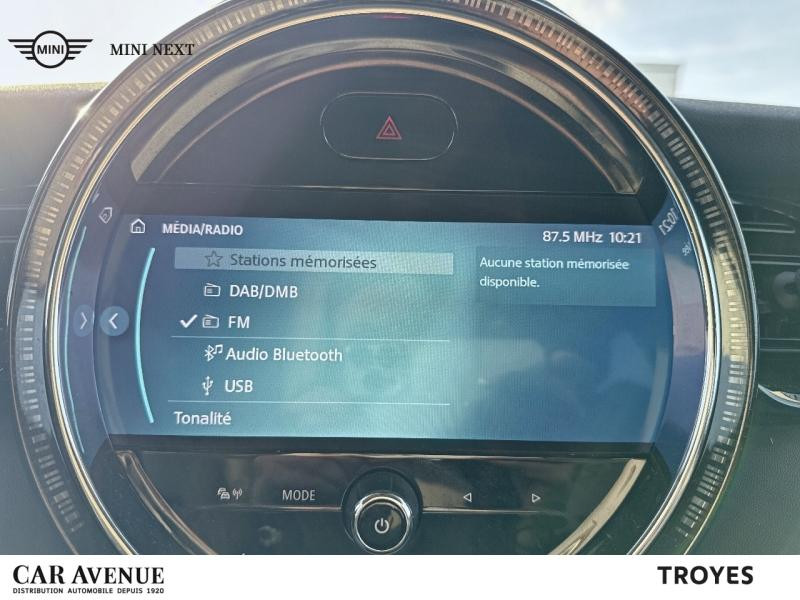 Occasion MINI Mini Cooper 136ch  Essential BVA7 2022 Island Blue 25390 € à Troyes