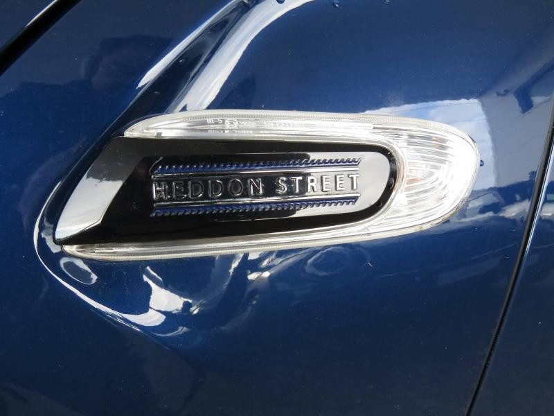 Used MINI Cabrio Cooper 136ch Red Hot Chili 2017 Deep Blue € 20170 in Troyes