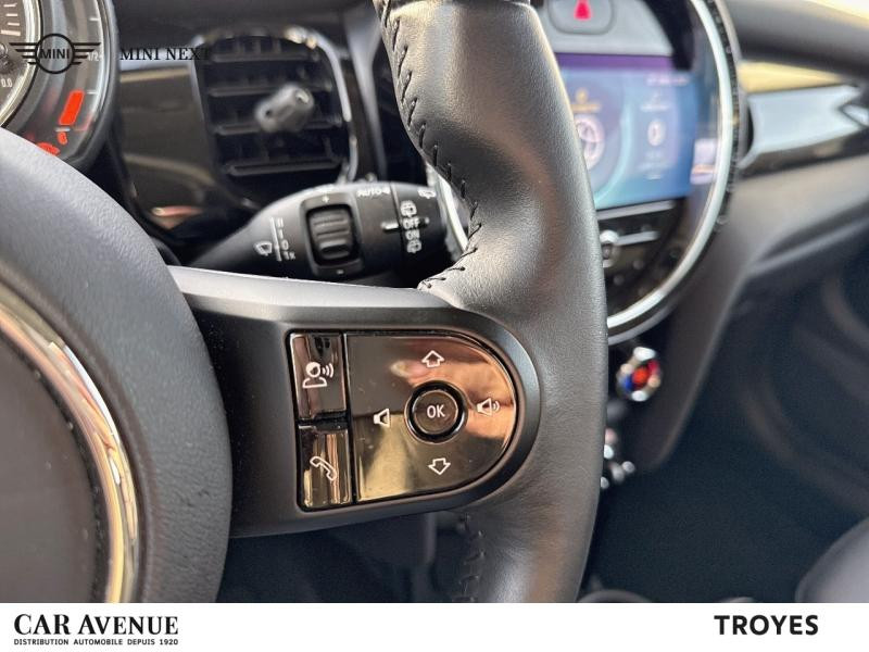 Occasion MINI Mini Cooper 136ch  Essential BVA7 2022 Island Blue 25390 € à Troyes