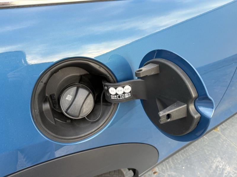 Occasion MINI Mini Cooper 136ch Edition Premium Plus BVA7 2022 Island Blue 26880 € à Troyes