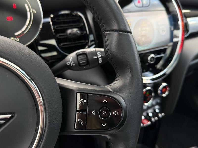Occasion MINI Mini Cooper 136ch Edition Premium Plus BVA7 2022 Island Blue 26880 € à Troyes