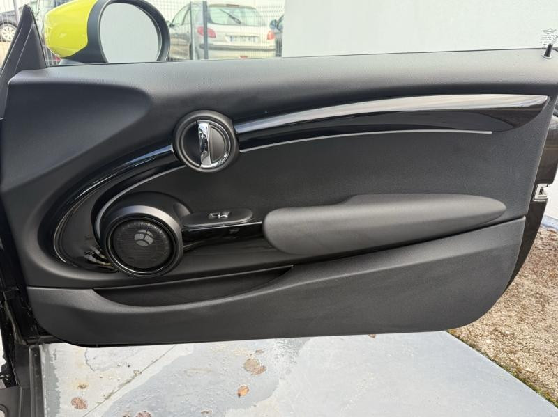 Occasion MINI Mini Cooper SE 184ch Edition Premium Plus BVA 5CV 2023 Midnight Black II 21300 € à Troyes