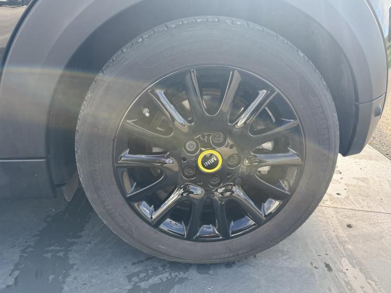 Occasion MINI Mini Cooper SE 184ch Edition Premium Plus BVA 5CV 2023 Midnight Black II 21300 € à Troyes