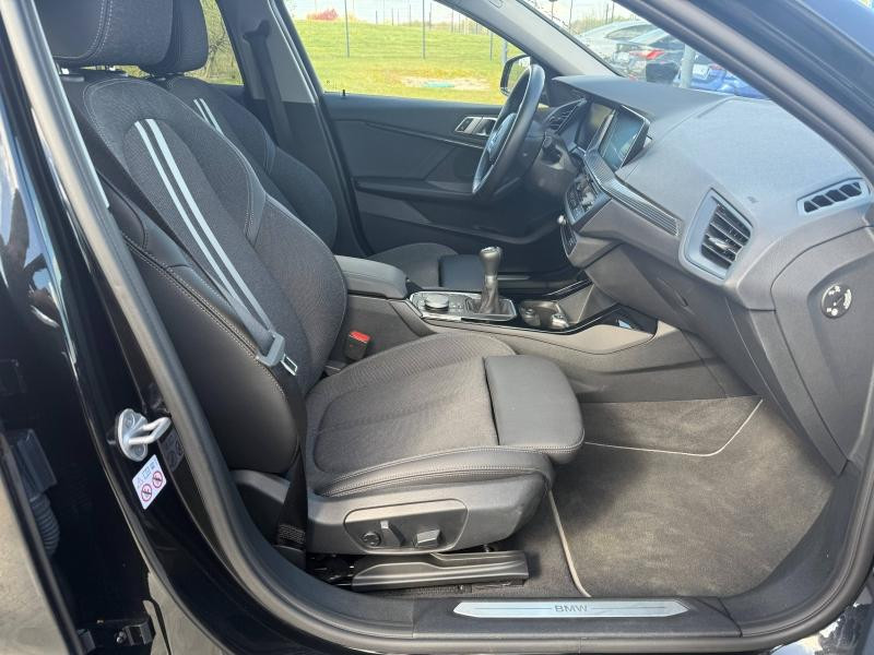 Occasion BMW Série 1 118i 136ch Edition Sport 2023 Saphirschwarz métallisé 27200 € à Troyes