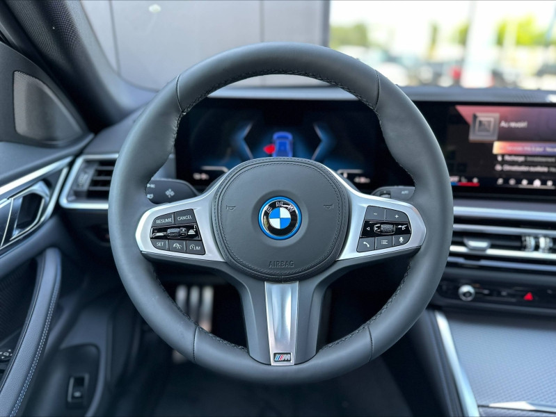 Used BMW i4 eDrive40 340ch M Sport 2024 M Portimao blau métallisé € 62000 in Chalon-sur-Saône