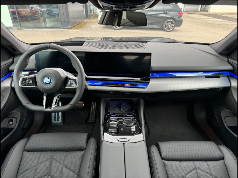 Occasion BMW Série 5 i5 eDrive40 340ch 2024 Saphirschwarz métallisé 77300 € à Chalon-sur-Saône