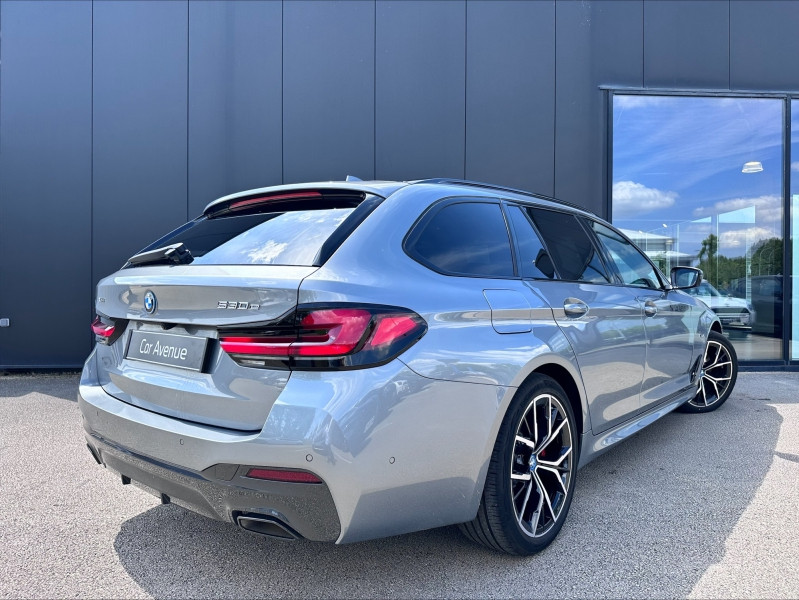 Occasion BMW Série 5 Touring 530eA xDrive 292ch M Sport Steptronic 10cv 2024 Skyscraper Grau 76145 € à Chalon-sur-Saône