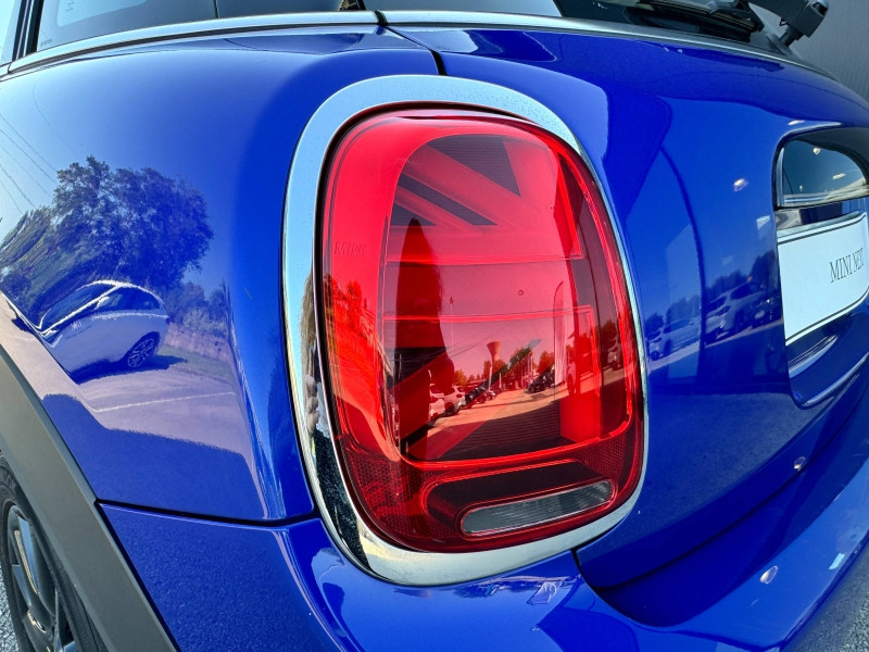 Used MINI Mini 5 Portes Cooper 136ch  Edition Greenwich BVA7 2021 Starlight Blue € 23290 in Chalon-sur-Saône