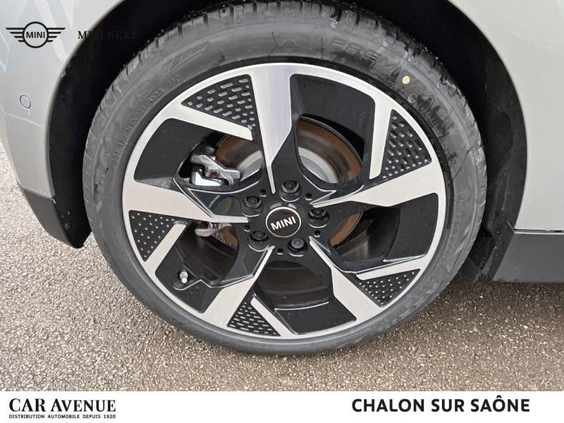 Occasion MINI Cooper 3 Portes SE 218ch Classic 2024 Argenté 39990 € à Chalon-sur-Saône