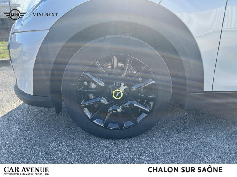 Occasion MINI Mini Cooper SE 184ch Essential BVA 5CV 2021 White Silver 18190 € à Chalon-sur-Saône