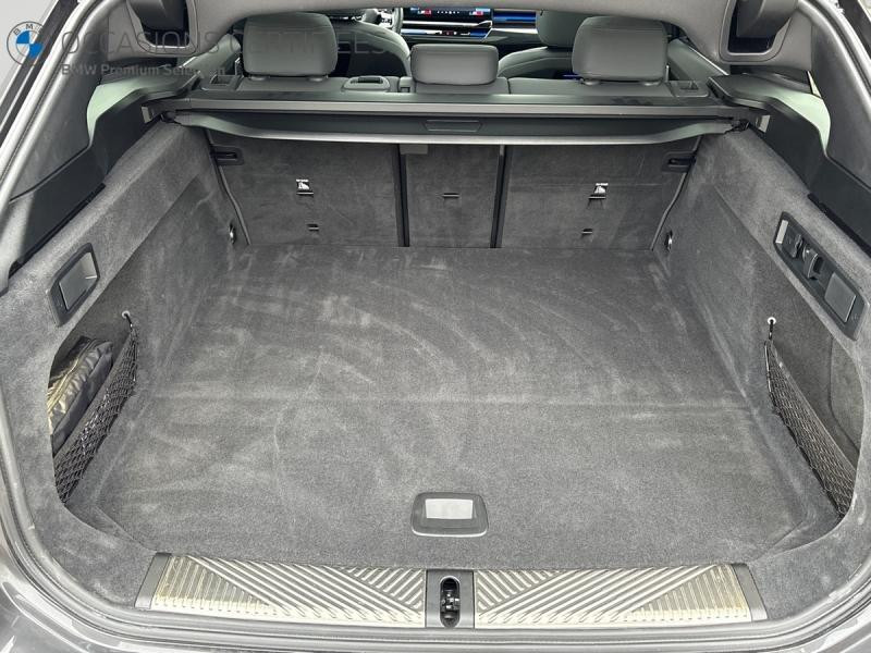 Used BMW Série 5 Touring 520dA 197ch M Sport xDrive 2025 Sophistograu métallisé € 79990 in Chalon-sur-Saône