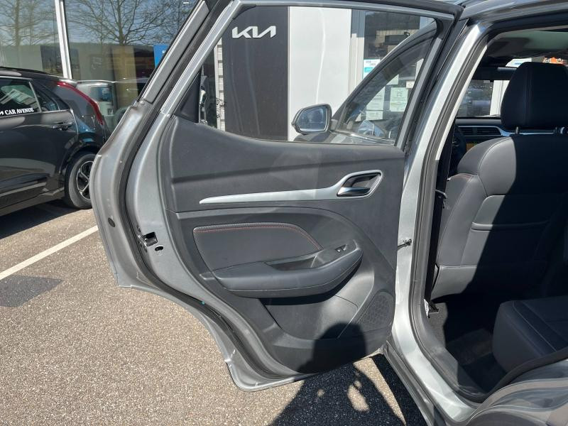 Occasion MG MOTOR ZS 1.0 T-GDi 111ch Luxury Garantie 12-2030 2023 Blanc 18990 € à Forbach