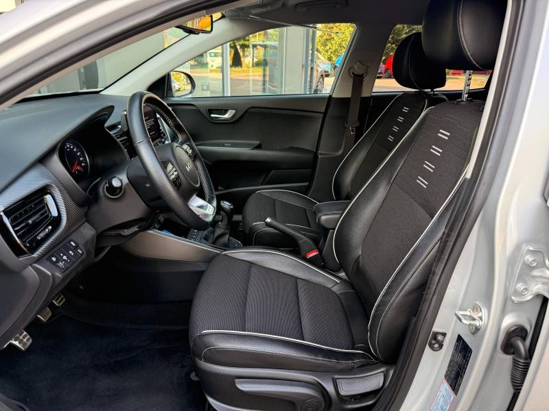 Occasion KIA Stonic 1.0 T-GDi 120ch MHEV GT Line iBVM6 garantie 10-2029 2022 Blanc 18490 € à Forbach