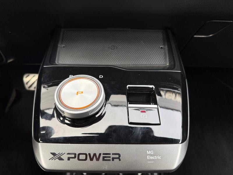 Occasion MG MOTOR MG4 EV 435ch - 64kWh Xpower 4WD MY23 garantie 11-2030 2023 Andes Grey métallisé + Toit noir 26290 € à Forbach