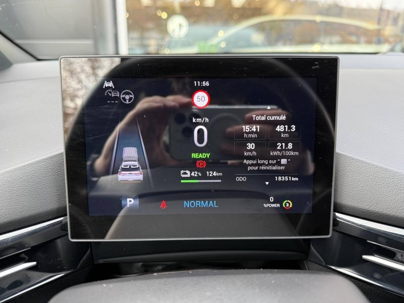 Occasion MG MOTOR MG4 EV 435ch - 64kWh Xpower 4WD MY23 garantie 11-2030 2023 Andes Grey métallisé + Toit noir 26290 € à Forbach