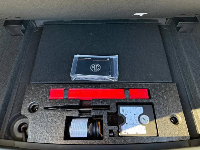 Occasion MG MOTOR MG4 EV 204ch - 64kWh Luxury MY24 2025 Gris 28490 € à Forbach