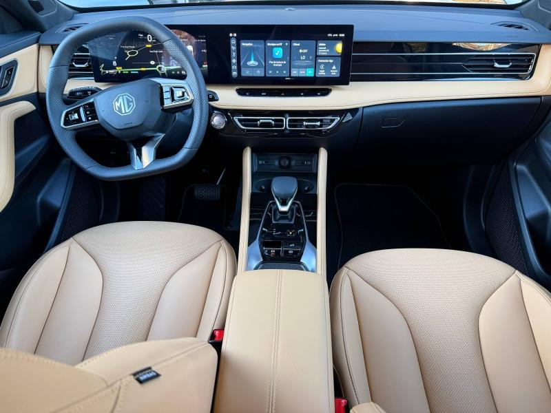 Occasion MG MOTOR EHS 1.5 Hybrid+ 224ch Luxury 2025 Pebble Black métallisé 32490 € à Forbach