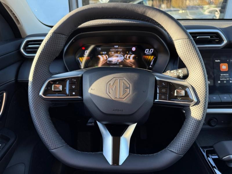 Occasion MG MOTOR ZS Hybrid+ 197ch Luxury 2025 Como Blue métallisée 25490 € à Forbach