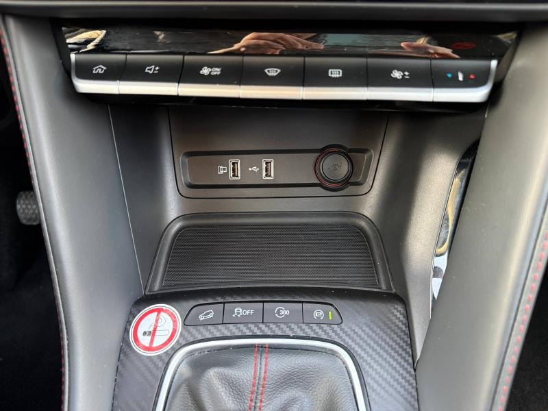 Used MG MOTOR ZS 1.0 T-GDi 111ch Luxury GARANTIE 12-2030 2023 Cosmic Silver métallisée € 17490 in Forbach