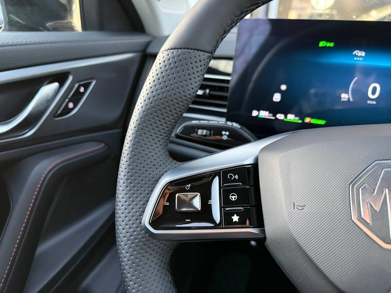 Used MG MOTOR EHS 1.5 GDI 272ch PHEV Luxury 2025 Hampstead Grey métallisé € 34990 in Forbach