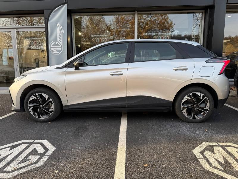 Used MG MOTOR MG4 EV 170ch - 51kWh MY23 GARANTIE 11-2030 2023 Blanc € 17390 in Forbach