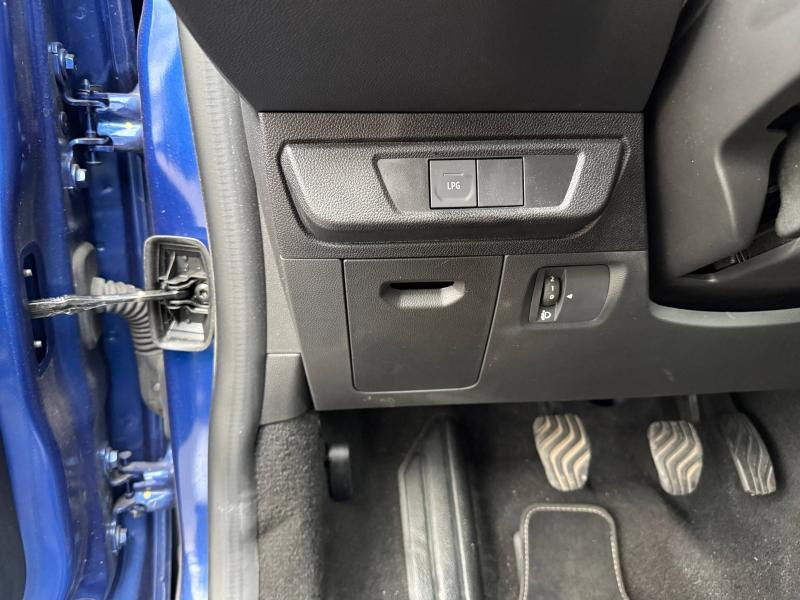 Used DACIA Sandero 1.0 ECO-G 100ch Stepway Confort GARANTIE 12 MOIS 2021 Blanc € 12290 in Forbach