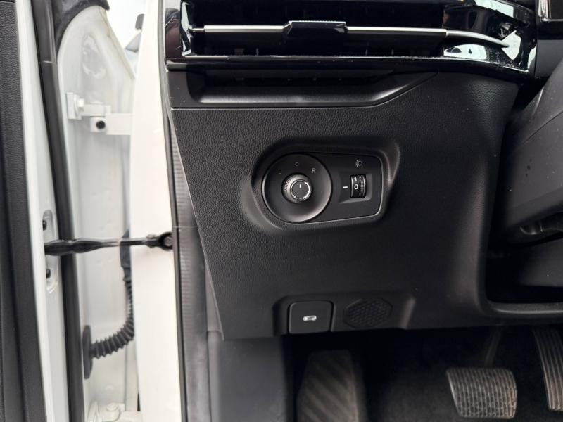 Used MG MOTOR MG4 EV 170ch - 51kWh MY23 GARANTIE 11-2030 2023 Blanc € 16990 in Forbach