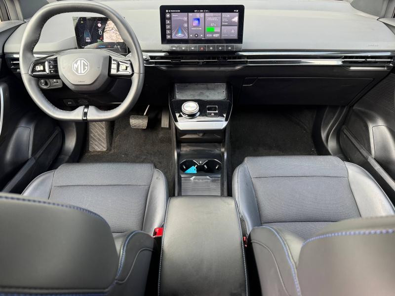Used MG MOTOR MG4 EV 204ch - 64kWh Luxury MY23 2023 Pebble Black métallisé € 19990 in Forbach