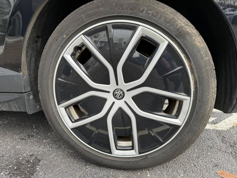 Used MG MOTOR MG4 EV 204ch - 64kWh Luxury MY23 2023 Pebble Black métallisé € 19990 in Forbach