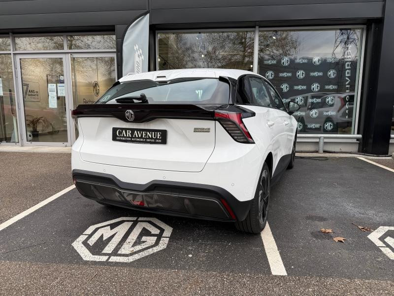 Used MG MOTOR MG4 EV 170ch - 51kWh MY23 GARANTIE 11-2030 2023 Blanc € 17290 in Forbach