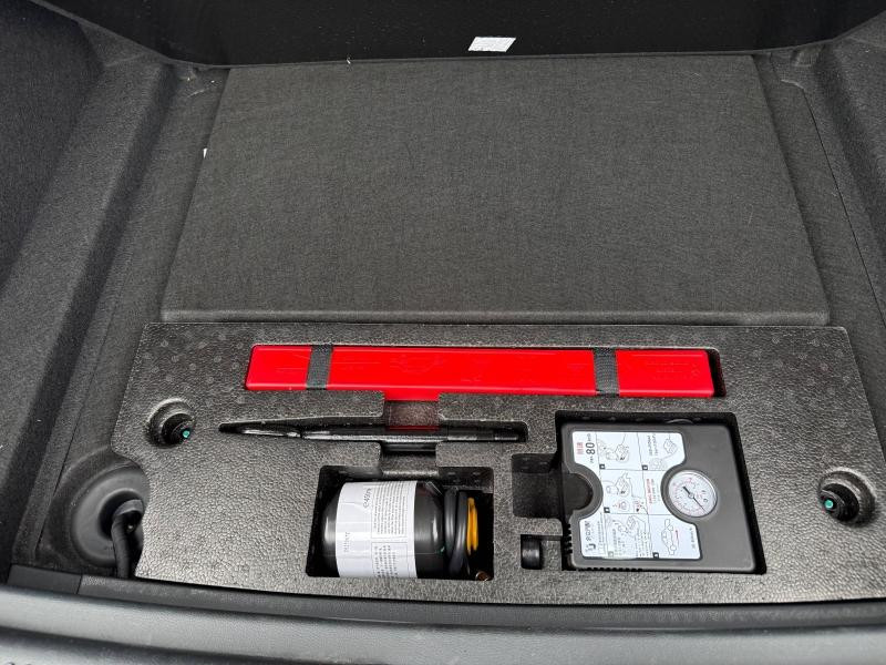 Used MG MOTOR MG4 EV 170ch - 51kWh MY23 GARANTIE 11-2030 2023 Blanc € 17290 in Forbach