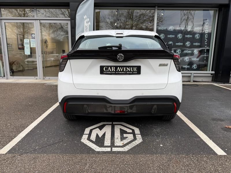 Used MG MOTOR MG4 EV 170ch - 51kWh MY23 GARANTIE 11-2030 2023 Blanc € 17290 in Forbach