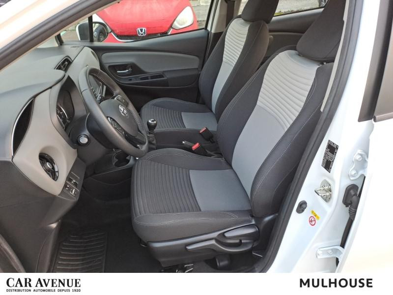 Used TOYOTA Yaris 110 VVT-i Design Y20 5p MY19 garantie 12 mois 2019 Blanc € 13490 in Mulhouse