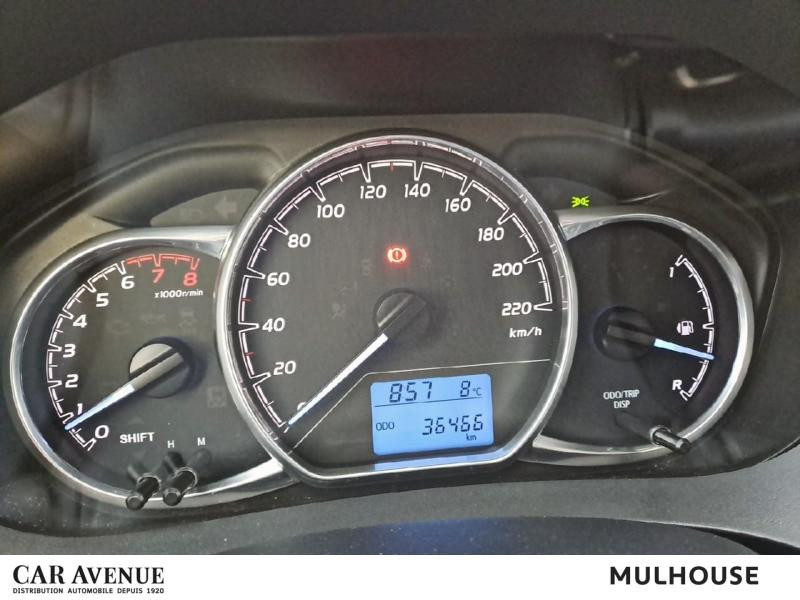 Used TOYOTA Yaris 110 VVT-i Design Y20 5p MY19 garantie 12 mois 2019 Blanc € 13490 in Mulhouse