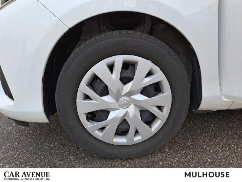 Used TOYOTA Yaris 110 VVT-i Design Y20 5p MY19 garantie 12 mois 2019 Blanc € 13490 in Mulhouse
