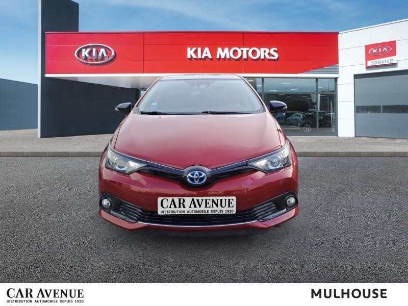 Occasion TOYOTA Auris HSD 136h Collection garantie 12 mois 2018 Rouge Allure bi-ton Toit Noir 15990 € à Mulhouse