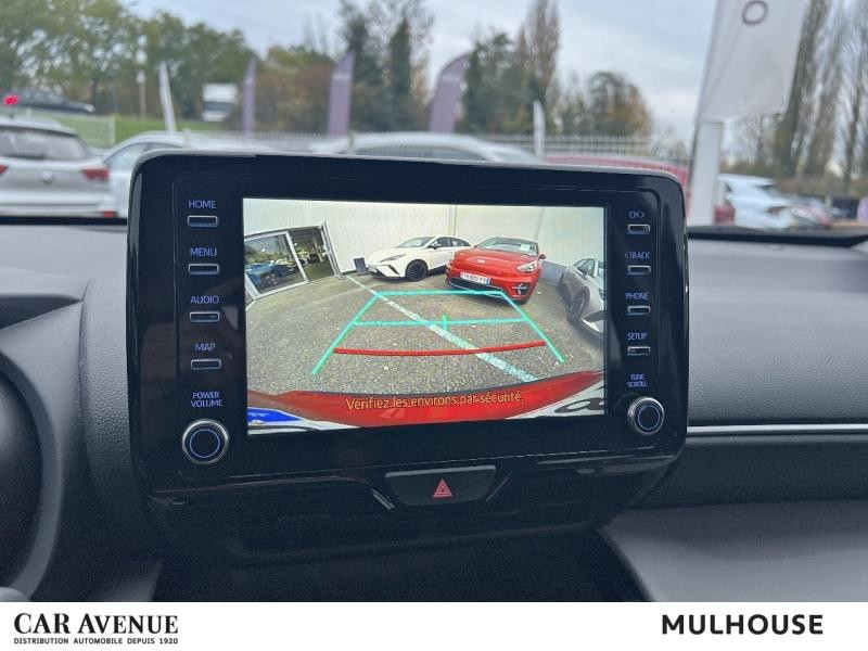 Occasion TOYOTA Yaris Cross 116h Design MY22  GARANTIE 12 MOIS 2022 Rouge Intense (M) 20490 € à Mulhouse