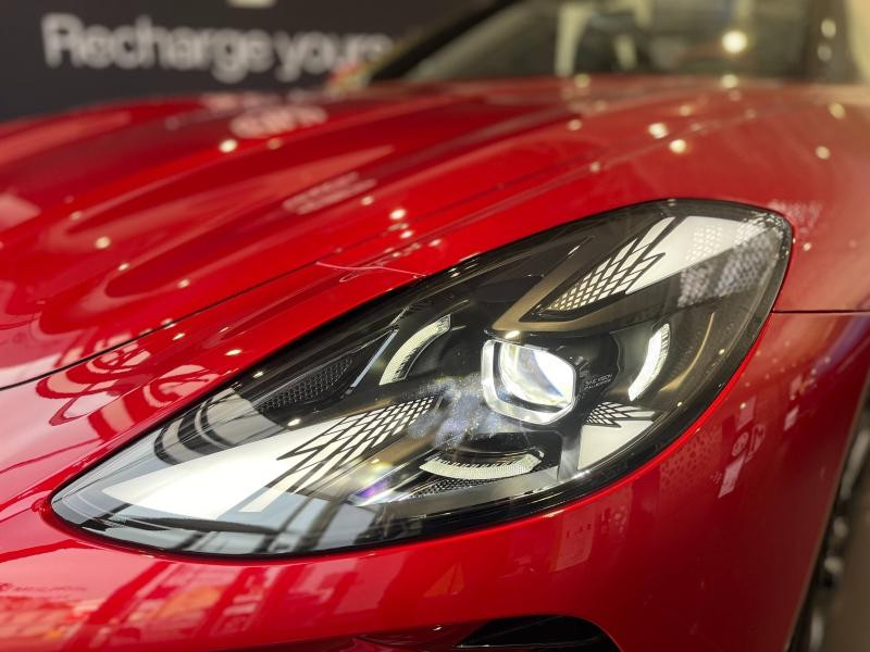 Used MG MOTOR Cyberster 510ch 77kWh 4WD 2024 Rouge € 61990 in Mulhouse