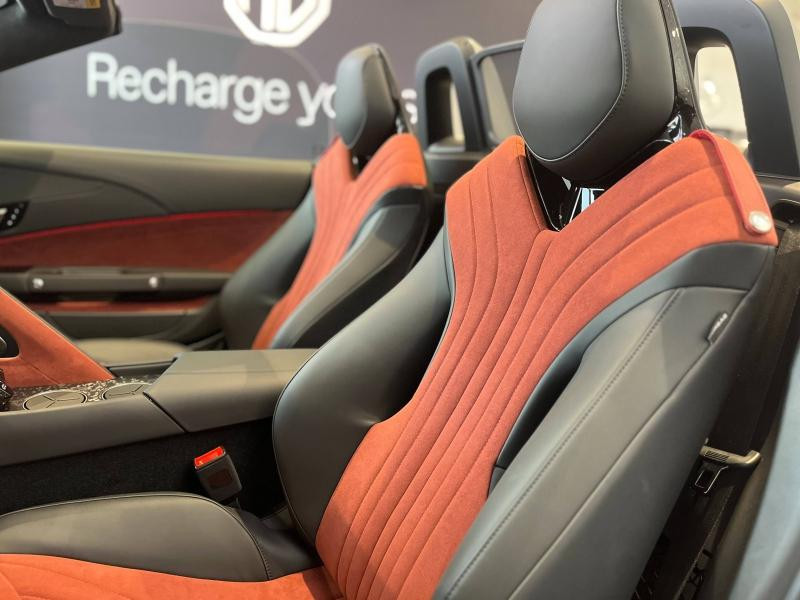 Used MG MOTOR Cyberster 510ch 77kWh 4WD 2024 Rouge € 61990 in Mulhouse