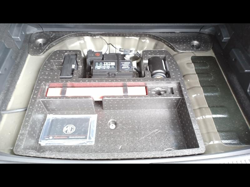 Occasion MG MOTOR ZS Hybrid+ 197ch Standard GARANTIE 06-2032 2025 Pebble Black métallisée 19990 € à Mulhouse