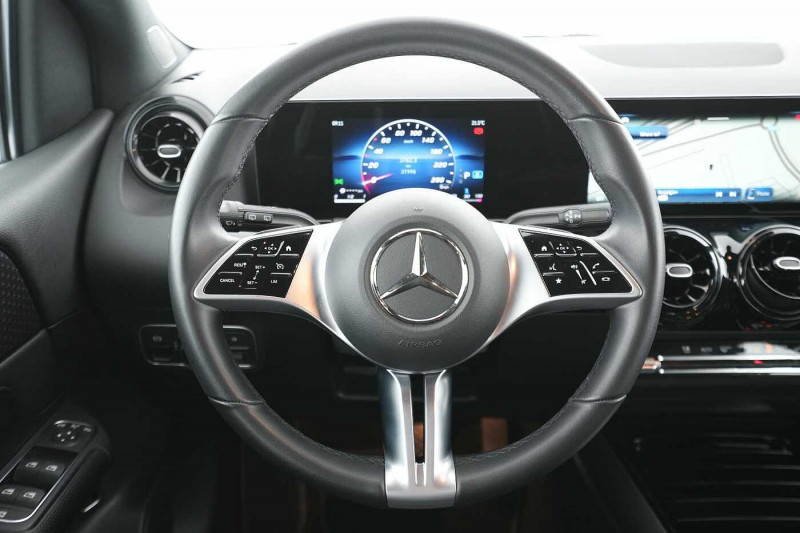 Occasion MERCEDES-BENZ Classe B B 180 d 2023 Gris 26890 € à Arlon
