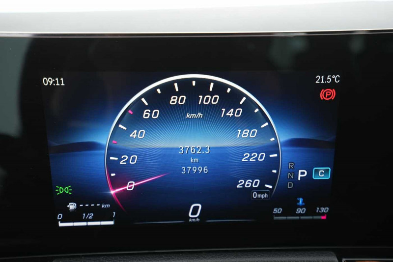 Occasion MERCEDES-BENZ Classe B B 180 d 2023 Gris 26890 € à Arlon
