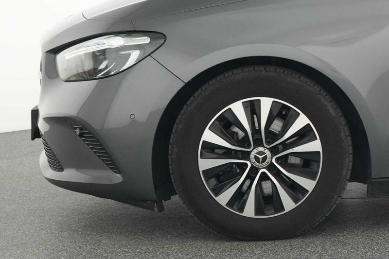 Occasion MERCEDES-BENZ Classe B B 180 d 2023 Gris 26890 € à Arlon
