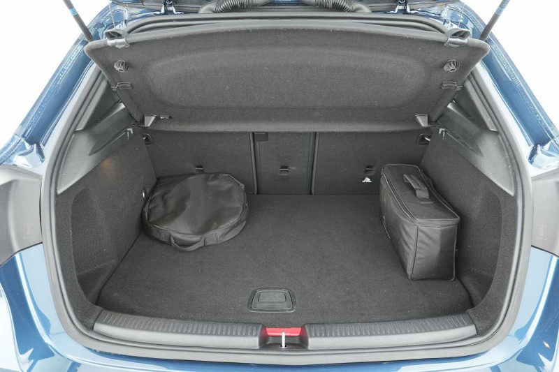Occasion MERCEDES-BENZ A 250 A 250 e Style 2022 Bleu 26890 € à Arlon