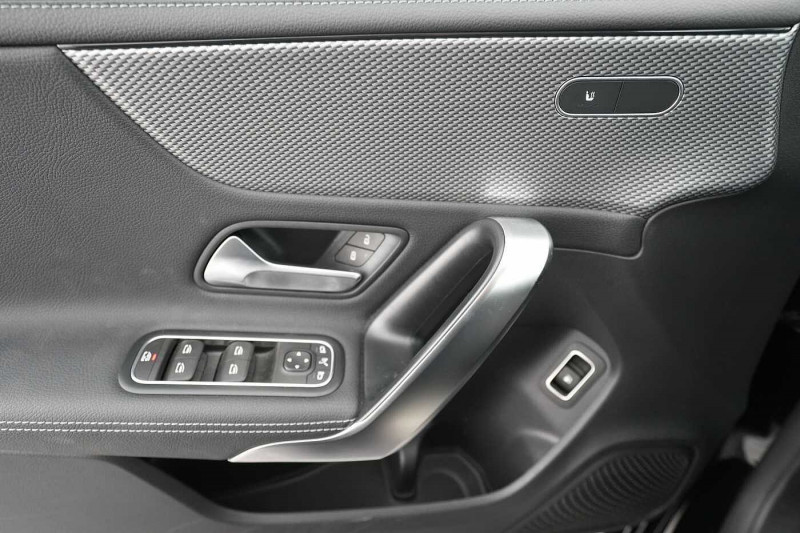 Occasion MERCEDES-BENZ CLA CLA 250 e Shooting Brake Progressive 2022 Noir 31890 € à Arlon