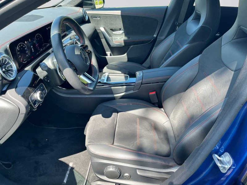 Used MERCEDES-BENZ CLA CLA 200 d Coupé AMG Line 2024 Bleu € 38890 in Arlon