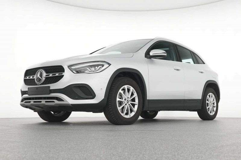 Occasion MERCEDES-BENZ GLA 250 GLA 250 e Style 2022 Argent 36890 € à Arlon