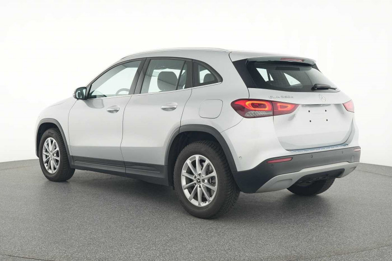 Occasion MERCEDES-BENZ GLA 250 GLA 250 e Style 2022 Argent 36890 € à Arlon