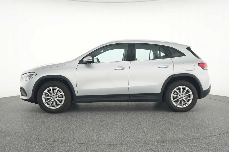 Occasion MERCEDES-BENZ GLA 250 GLA 250 e Style 2022 Argent 36890 € à Arlon